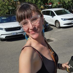 Meet your Posher, Brianna